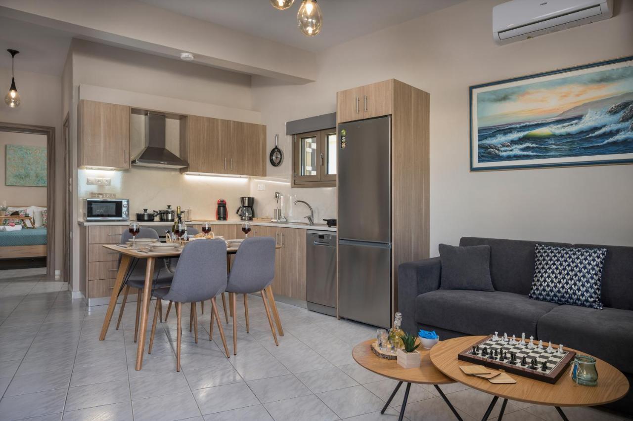 Floral Beach Apt With Lux Extras & Special Treats Колимвари Екстериор снимка